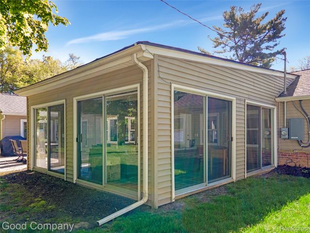 4230 Orchard Way, Bloomfield Hills, MI 48301