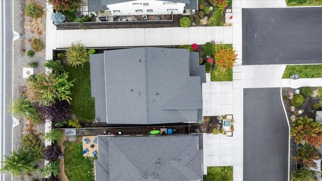20991 NE Legend Place, Bend, OR 97701