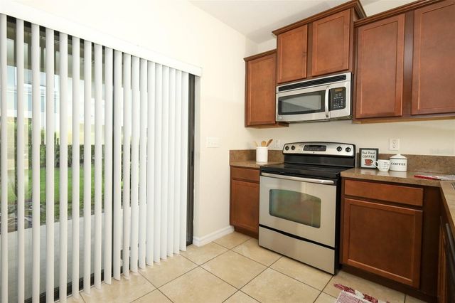 5221 WINDSOR LAKE CIRCLE, Sanford, FL 32773