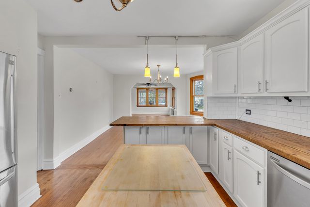 228 W Grove Street, Lombard, IL 60148