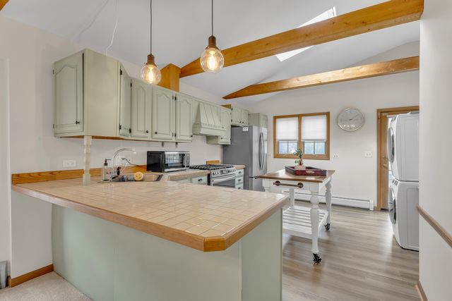 228 W Grove Street, Lombard, IL 60148