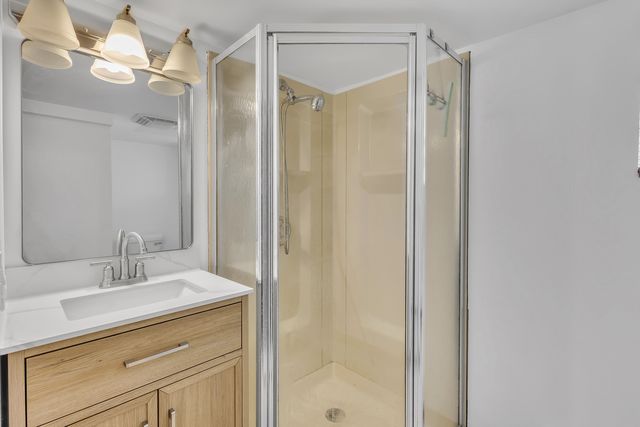 228 W Grove Street, Lombard, IL 60148