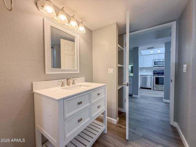 5110 N 31ST Way 316, Phoenix, AZ 85016