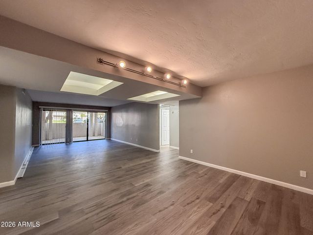 5110 N 31ST Way 316, Phoenix, AZ 85016