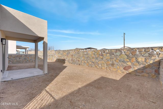 1449 Summer Storm Place, El Paso, TX 79928