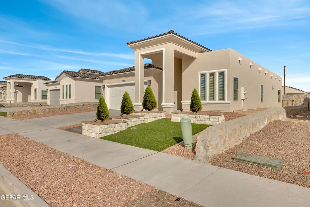 1449 Summer Storm Place, El Paso, TX 79928