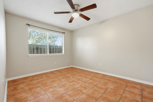 201 E College Boulevard UNIT 11, Niceville, FL 32578