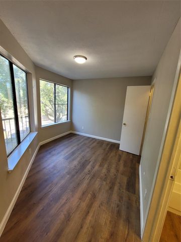 9815 Walnut Street 304, Dallas, TX 75243