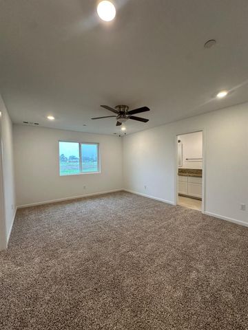 20568 Road 31, Madera, CA 93638