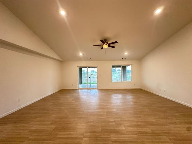 20568 Road 31, Madera, CA 93638