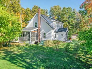 1506 Oak Hill Road, Williston, VT 05495