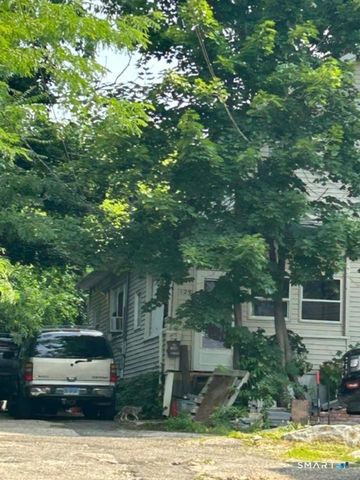129 Wall Street, Waterbury, CT 06705