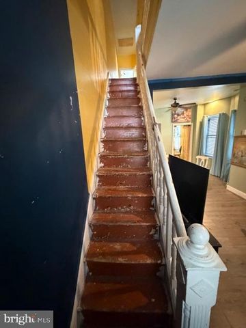 1432 N PEACH ST, Philadelphia, PA 19131