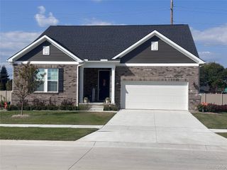 50585 Crusader Drive, Macomb Township, MI 48044