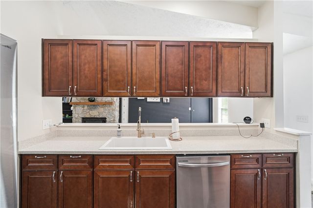 2116 Tullis Drive, Middletown, OH 45042