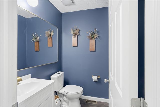 2116 Tullis Drive, Middletown, OH 45042