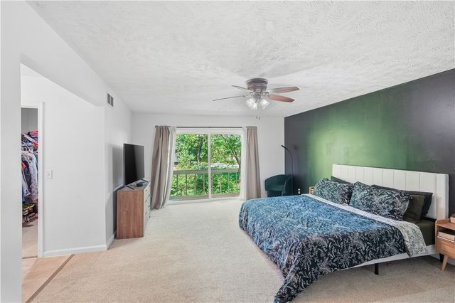2116 Tullis Drive, Middletown, OH 45042