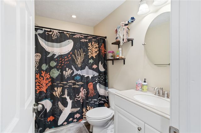 2116 Tullis Drive, Middletown, OH 45042