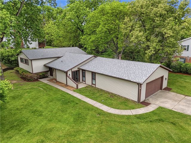 2116 Tullis Drive, Middletown, OH 45042