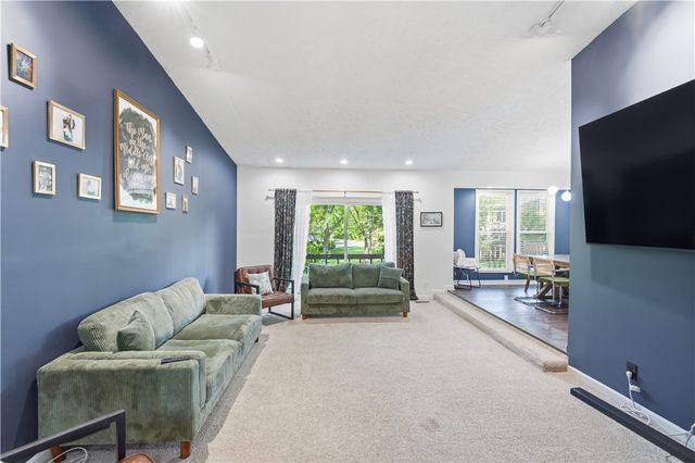 2116 Tullis Drive, Middletown, OH 45042