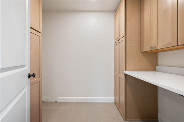 909 North Ave, Verona, PA 15147