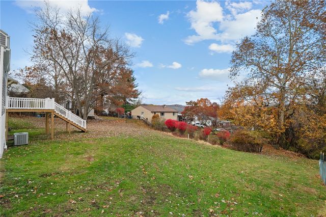 909 North Ave, Verona, PA 15147