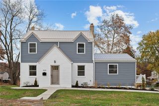 909 North Ave, Verona, PA 15147