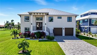 276 Albatross ST, Fort Myers Beach, FL 33931