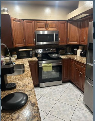 14365 NW 15th Dr, Miami, FL 33167