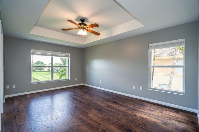 460 Rainbow Springs Terrace, Royal Palm Beach, FL 33411