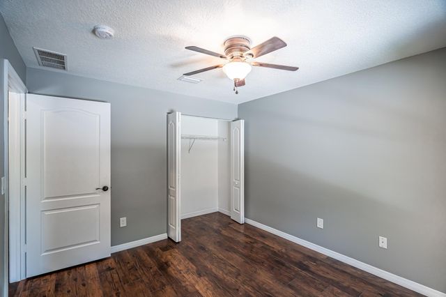 460 Rainbow Springs Terrace, Royal Palm Beach, FL 33411