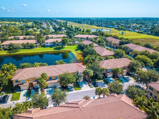 460 Rainbow Springs Terrace, Royal Palm Beach, FL 33411