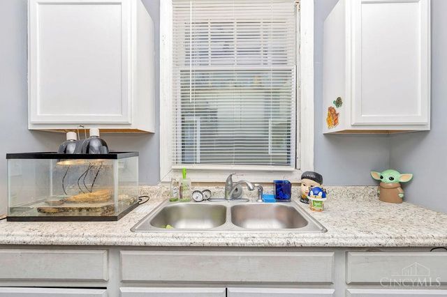 704 Fourteenth Avenue, Middletown, OH 45044