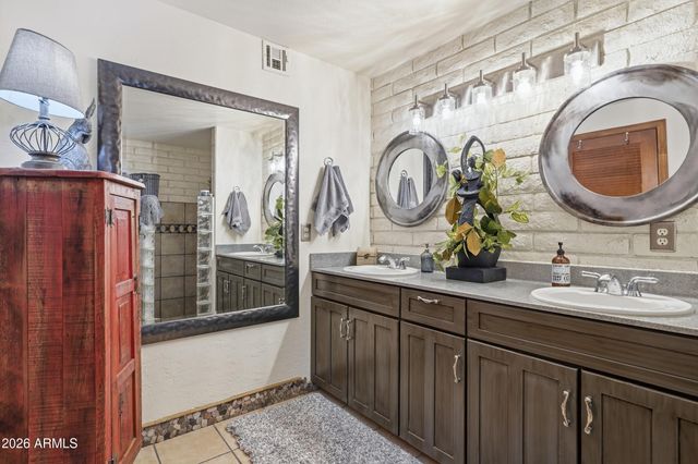 10685 E Valley View Drive, Gold Canyon, AZ 85118