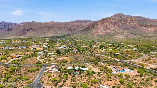 10685 E Valley View Drive, Gold Canyon, AZ 85118