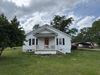 2373 Highway 43, S, Leoma, TN 38468