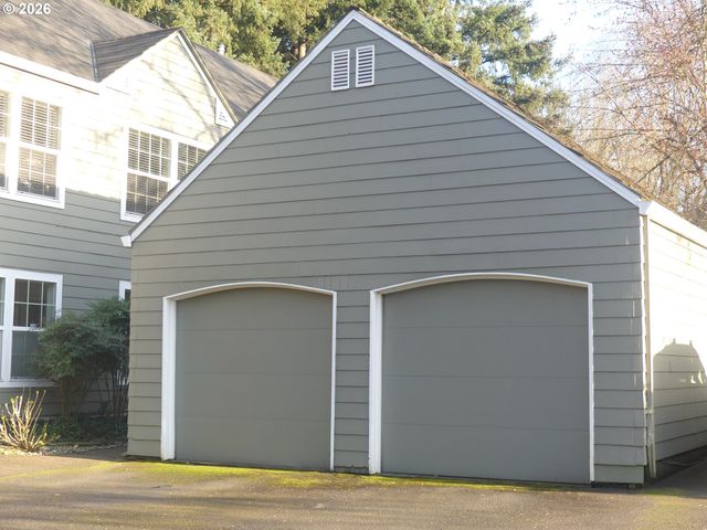 8405 Sw CURRY Dr D, Wilsonville, OR 97070