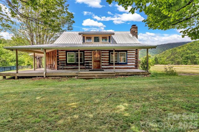45 Sugar Cove Road, Weaverville, NC 28787