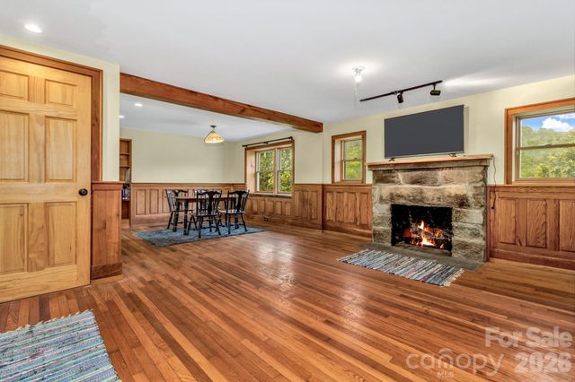 45 Sugar Cove Road, Weaverville, NC 28787