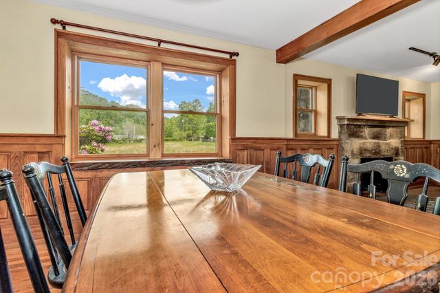 45 Sugar Cove Road, Weaverville, NC 28787