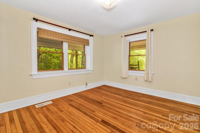 45 Sugar Cove Road, Weaverville, NC 28787