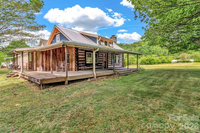 45 Sugar Cove Road, Weaverville, NC 28787