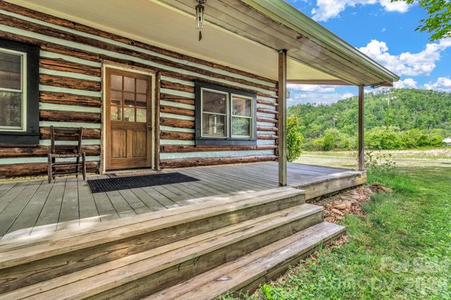 45 Sugar Cove Road, Weaverville, NC 28787