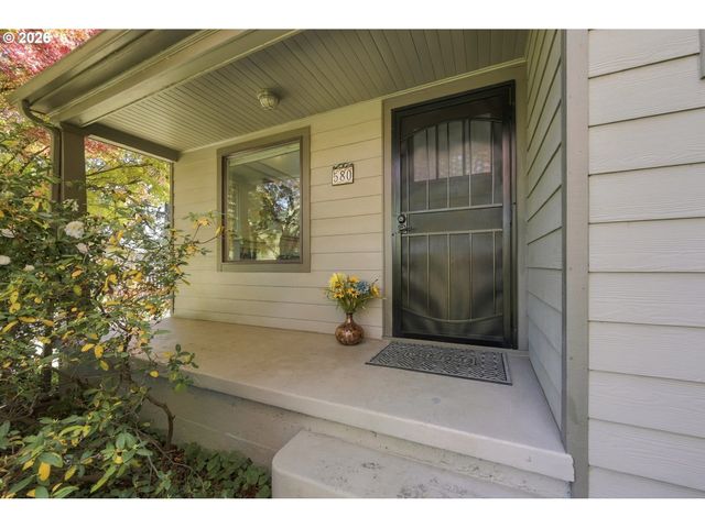 580 HORN Ln, Eugene, OR 97404