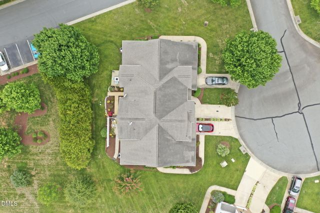 702 Village Lake Drive, Mebane, NC 27302