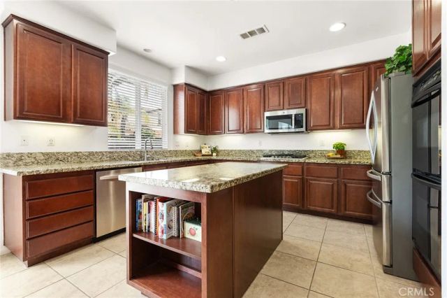 45454 Seagull, Temecula, CA 92592