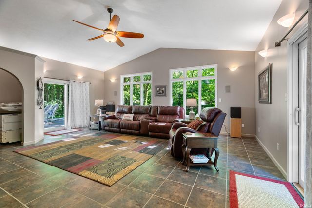 8900 Kirkridge Lane, Lafayette, IN 47905