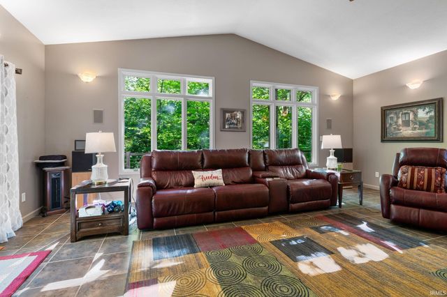 8900 Kirkridge Lane, Lafayette, IN 47905