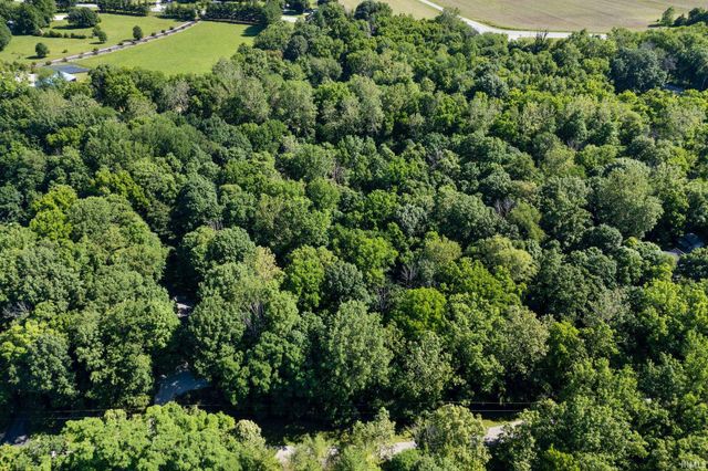 8900 Kirkridge Lane, Lafayette, IN 47905