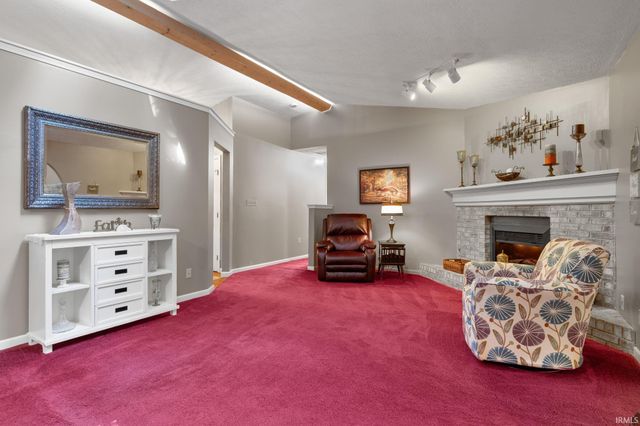 8900 Kirkridge Lane, Lafayette, IN 47905